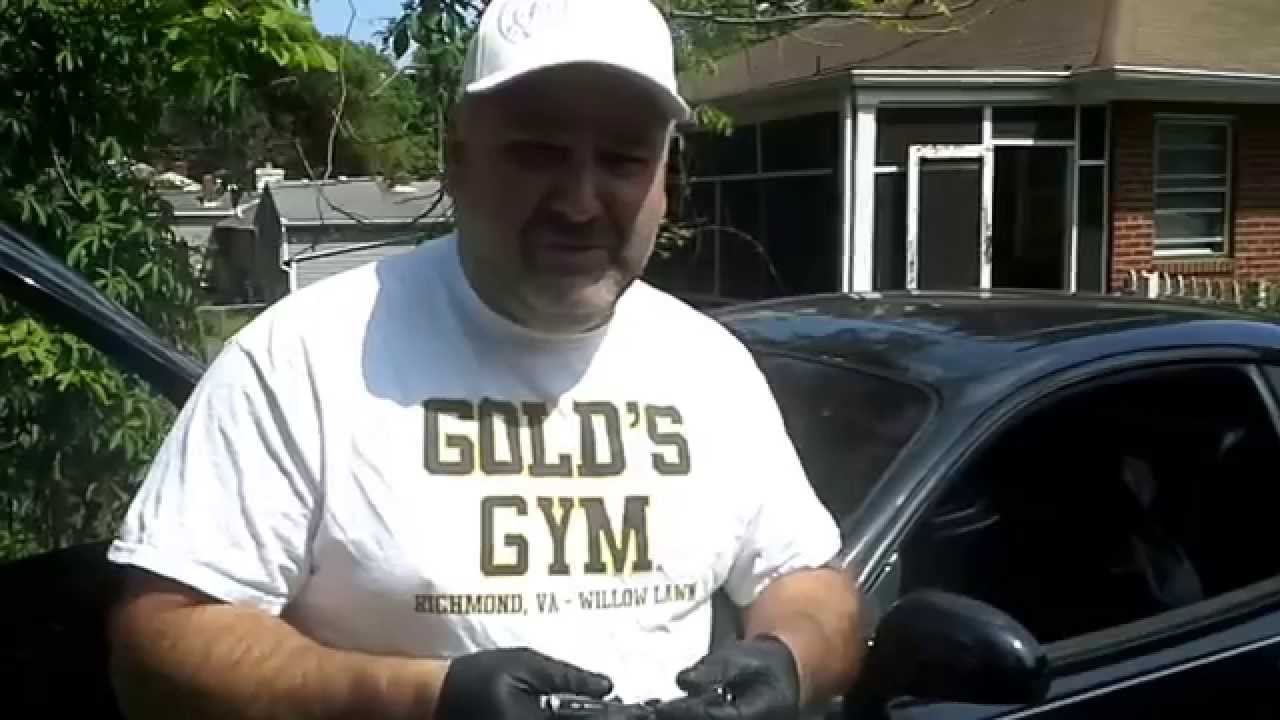 Hyundai Tiburon Fender Removal and Installation.