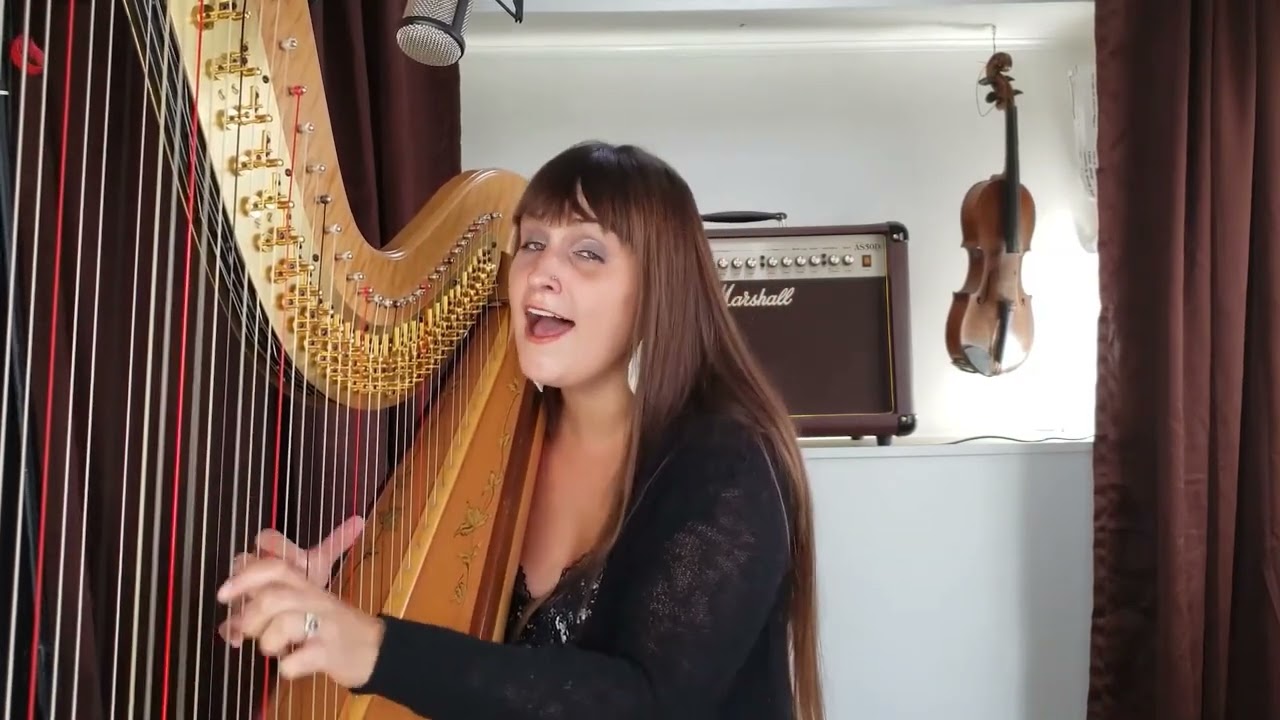 OMG: Vocalist and Harp Player of Los Angeles (Emma)