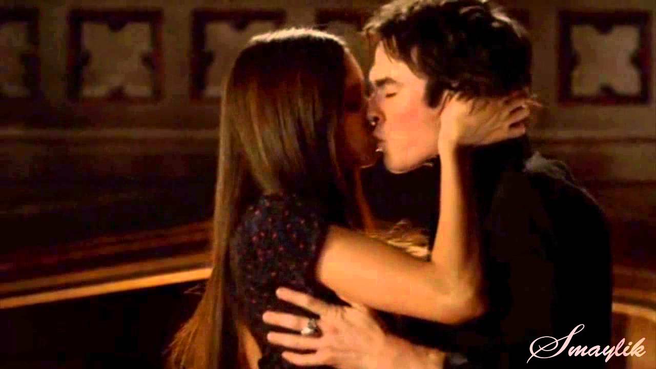 elena and damon season 4 kiss