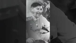 Кто подбил Сталина на генералиссимуса?