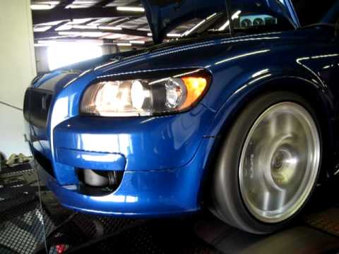 stylewe ELEVATE Volvo C30 T5 Dyno Run (front view)