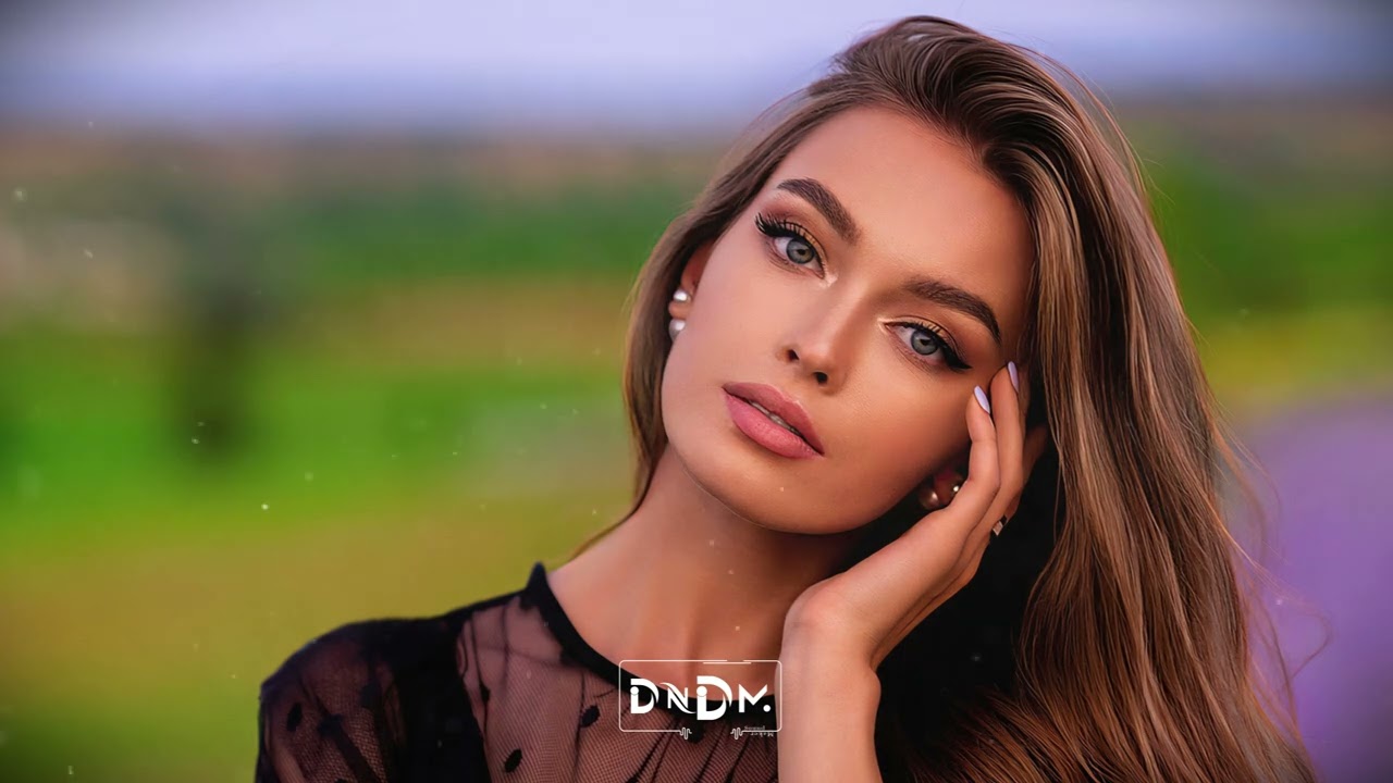 Смотреть «DNDM - Shape Of My Heart / Sting / Cover» на YouTube Смотреть «DNDM - Shape Of My Heart / Sting / Cover» на YouTube