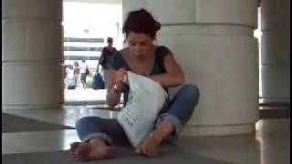 Tosca's dirty soles show in Venice