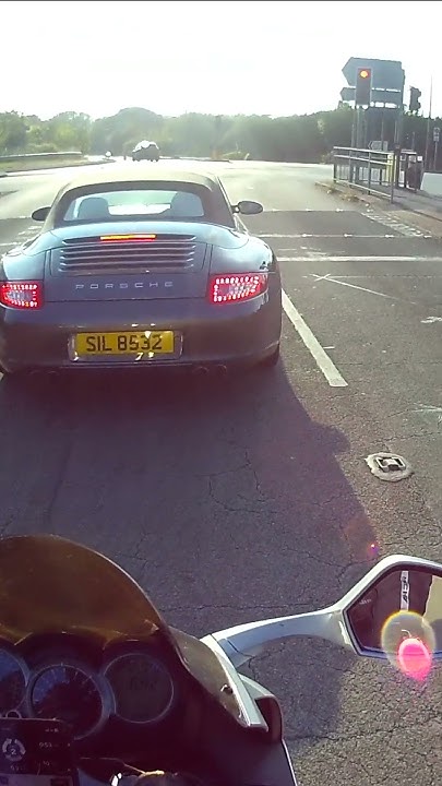 how-many-revs-does-it-take-for-cars-to-see-a-green-light-short