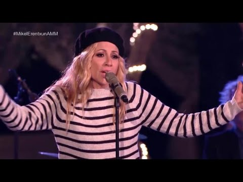 Marta Sánchez versiona