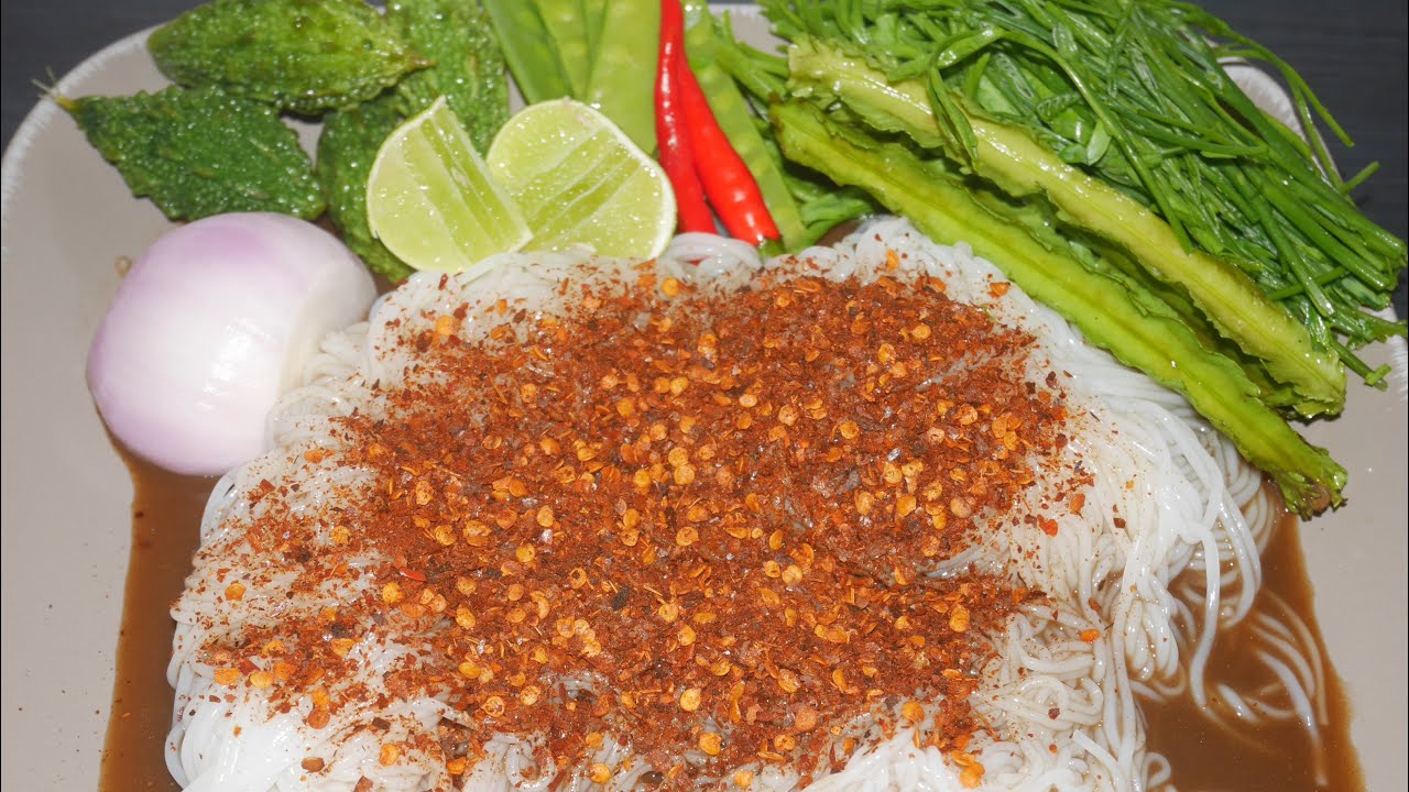 ซั่วขนมจีนน้ำปลาร้า | Spicy Noodles Salad With Strong Pickled Fish