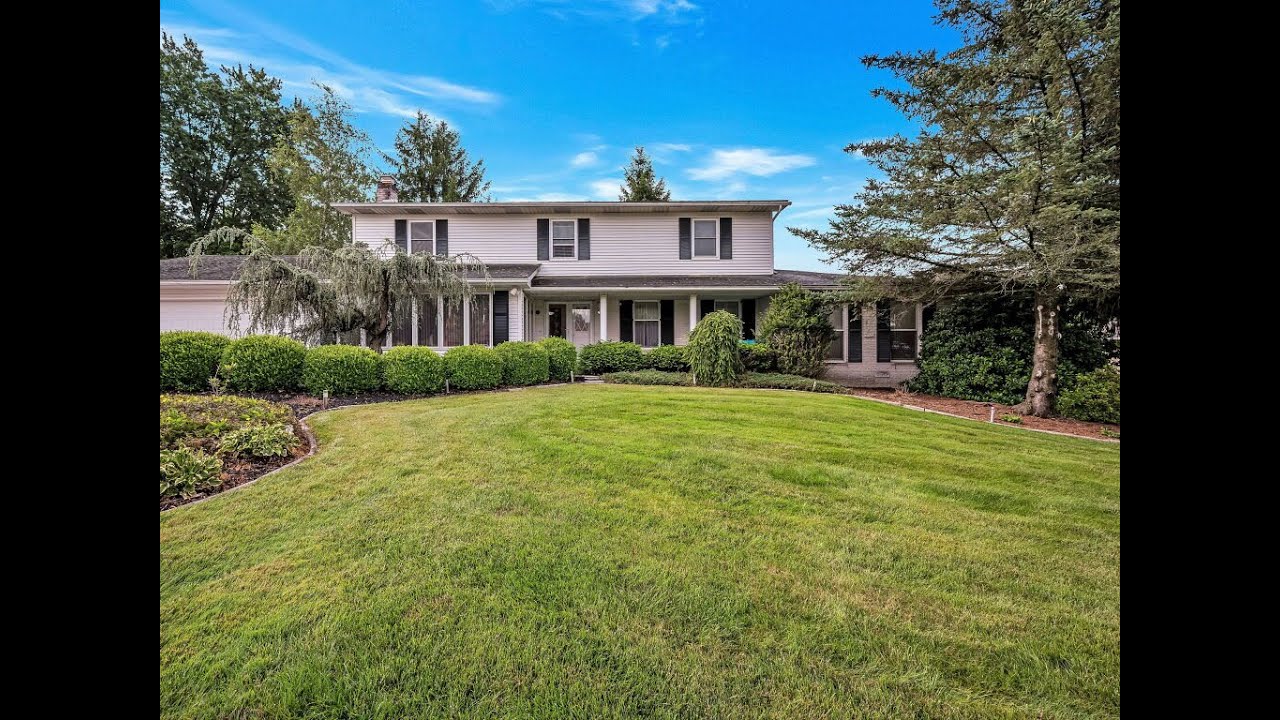 For Sale - 200 Yale Boulevard, Clarks Green, PA 18411