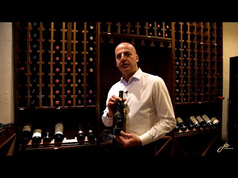 The Reserve Journey Through Amman - Sommelier Mo explains JR Reserve Zinfandel at Lucca steak house