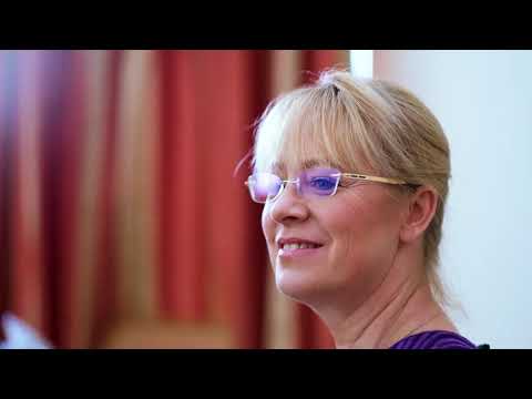 ევროკავშირის ელჩი ახალ წელს გვილოცავს