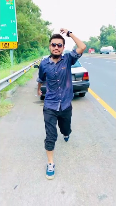 https://vm.tiktok.com/ZMJSB9bYS/