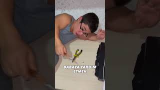 Yardim Etti̇ği̇ne Pi̇şman Eder.