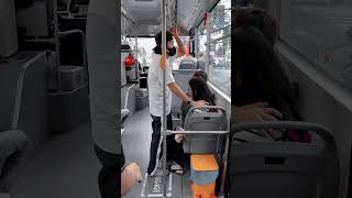 Help The Girl Get Rid Of The White Shirtduckyha kindnessiscool kindness short subscribe