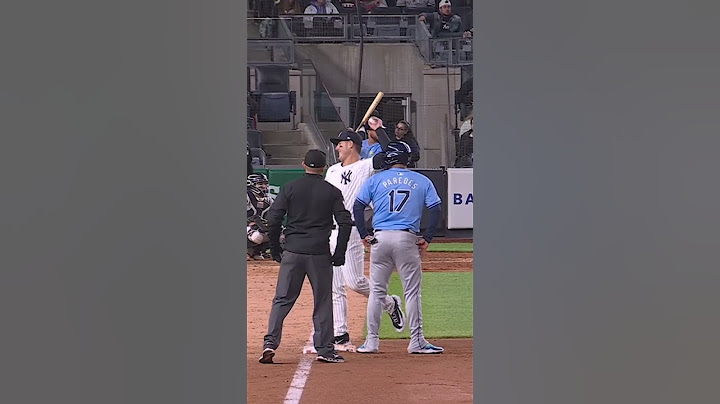 A hidden ball trick? 😂