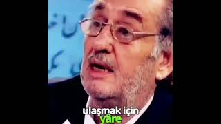Kadi̇r Misiroğlu Kendi̇ Yazdiği Şi̇i̇ri̇ Okuyor