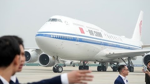 Chuyên cơ chở Tổng Bí thư, Chủ tịch Trung Quốc Tập Cận Bình và Phu nhân đến sân bay quốc tế Nội Bài