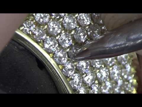 186 Diamond Setting Yellow Gold Micro Pavé Overlay Ring 1,30mm Stones Van Dooren Diamonds