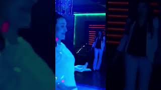 Lvovdagi guruh jinsiy aloqasi Kajolning yalangoch surati