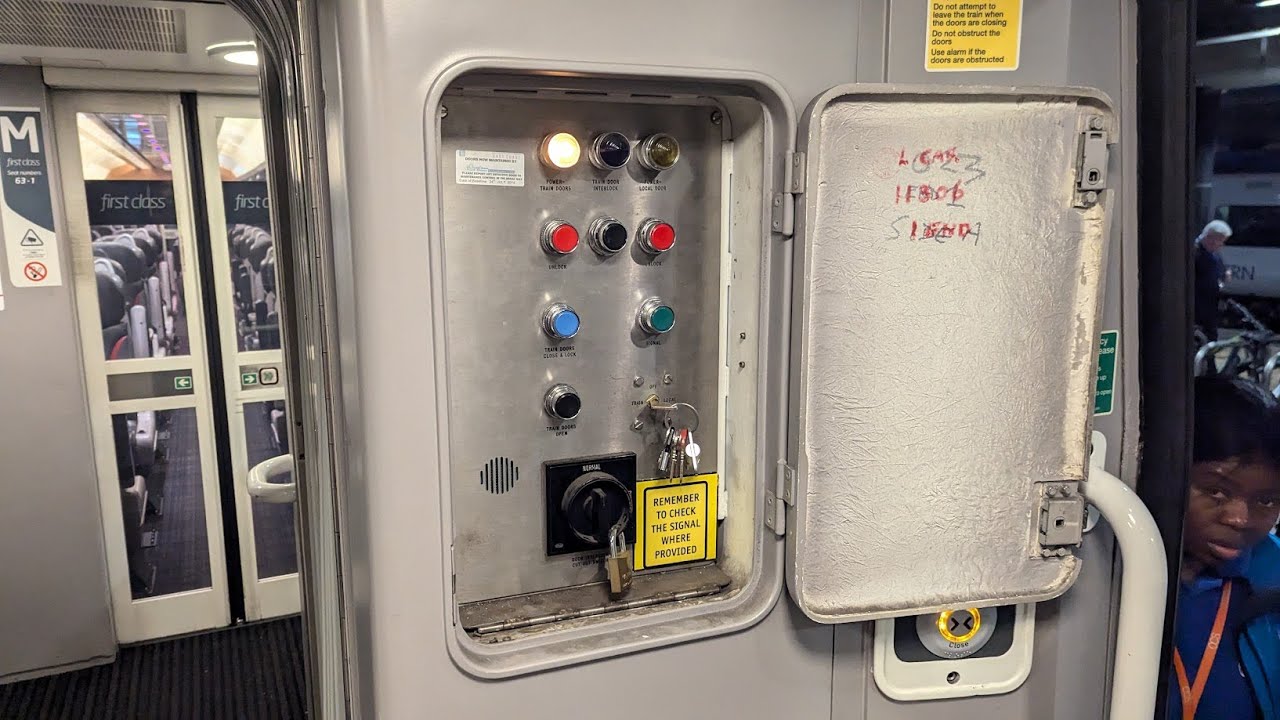 LNER full journey Leeds to London Kings Cross 20/12/2024