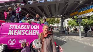 17.9.22 Beginn der Blockade einer Kreuzung in Berlin während der HerbstRebellion