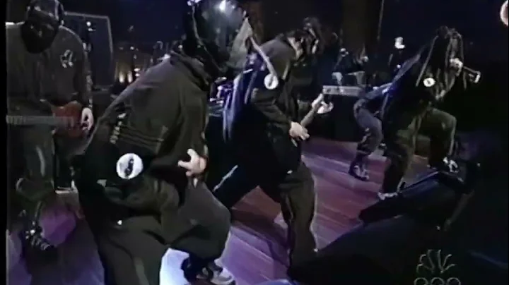 Slipknot - The Heretic Anthem (Live At Late Night With Conan O'Brien 08/10/2001) HQ