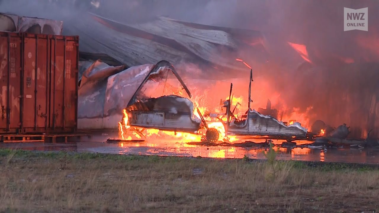 Feuer in der Gemeinde Jade – Möbelhaus komplett niedergebrannt