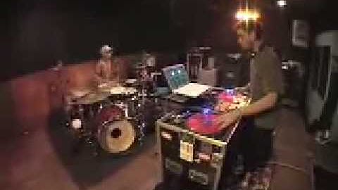 Travis Barker $ Dj Am Practice in Studio