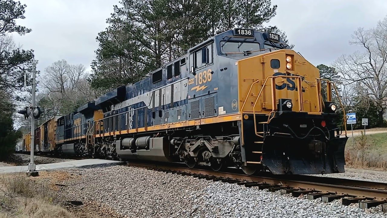 CSXT 1836(RF&P Heritage Unit) Leads CSX M692 Into The Siding At Ora On The Spartanburg Subdivision 