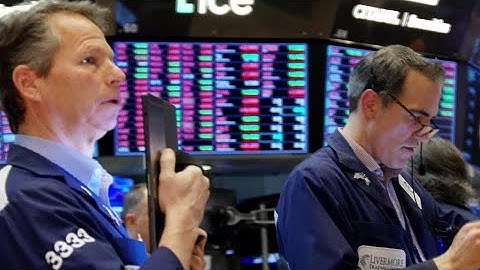 Dow, S&P 500 post record closes; Oracle drags on Nasdaq | REUTERS