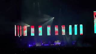 Placebo - Too Many Friends [Palacio de los Deportes, CDMX - 17/Abr/2023]