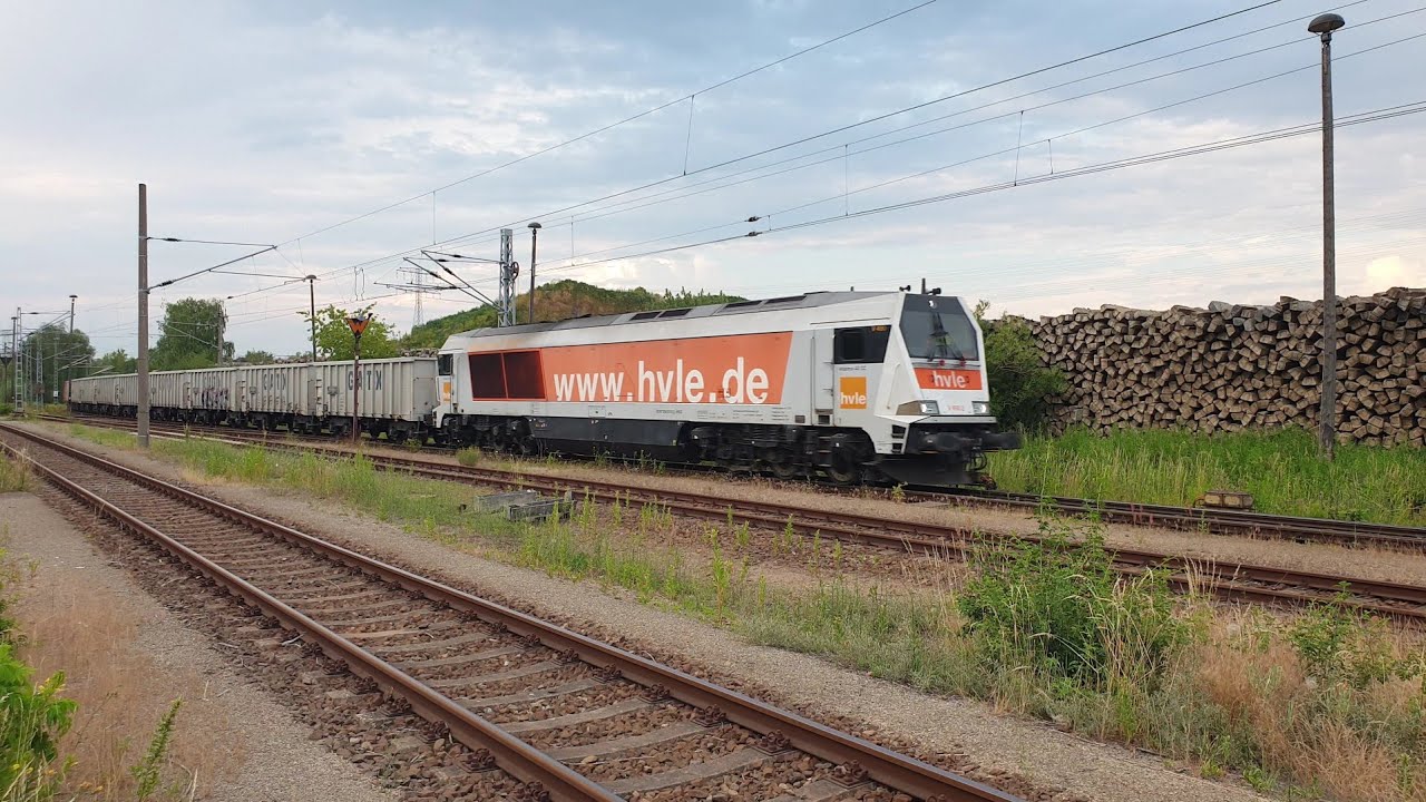 D-HVLE V 490.2 mit DGS 82741 (WNT - BNO - BSKL) bei der Einfahrt in den Bahnhof Berlin Nordost