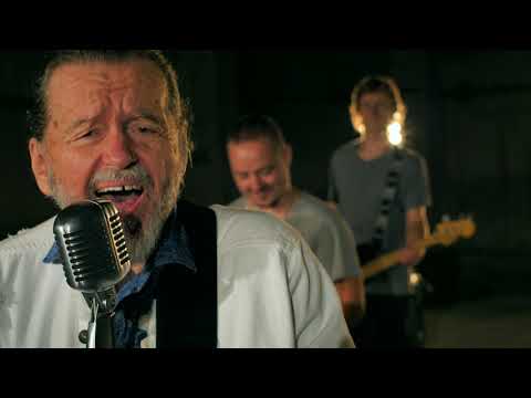 Regardez KAREL PETERKA -  Jak můžeš mít sur YouTube