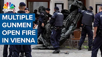 Multiple gunmen open fire in Vienna 'terrorist attack'