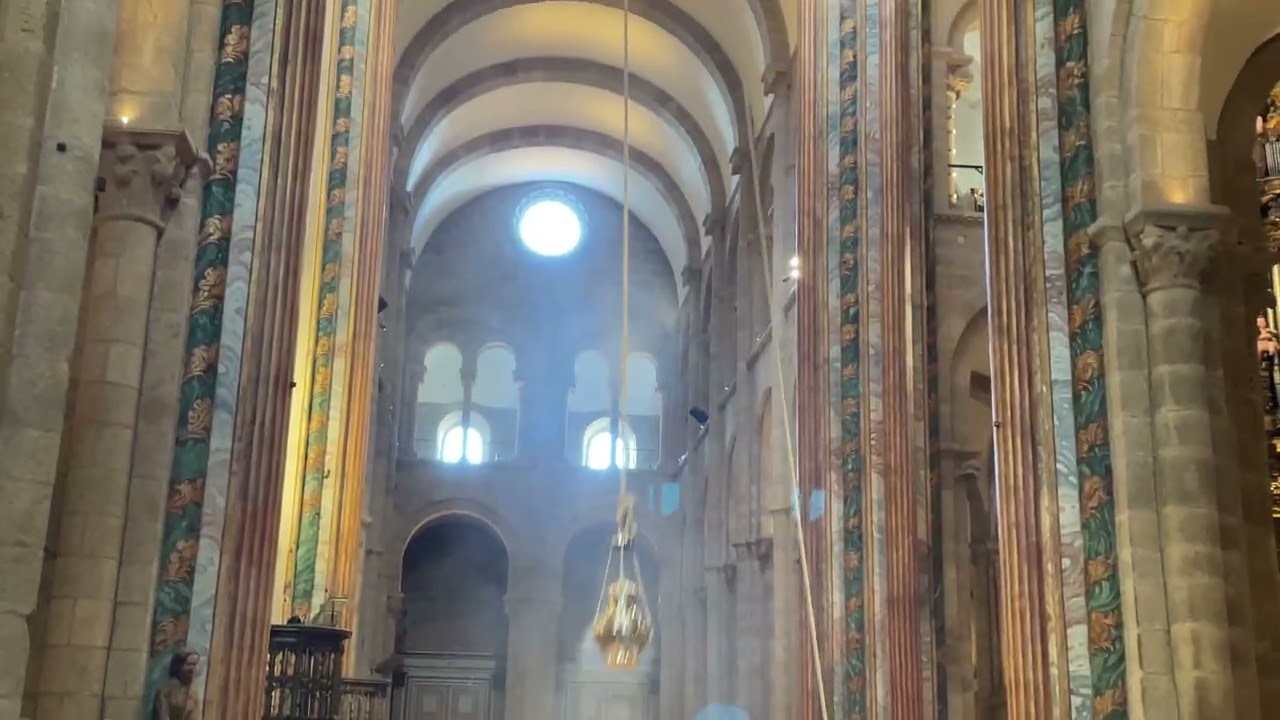 Botafumeiro Santiago de Compostela misa de peregrinos