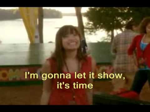 Camp Rock "This Is Me" *with lyrics*