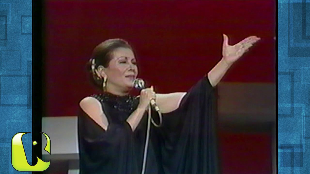 ✅LOLA BELTRAN - GORRIENCILLO PECHO AMARILLO