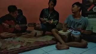 Kentrung 'banyu langit' versi anak kos