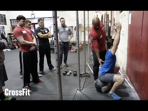 Video: Forskjellen Mellom Front Og Bak Squat