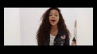 Chensen De Eni Crir Sur Les Mur Le Nom De Sokonam