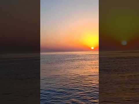 شروق الشمس من البحر الاحمر سبحان الخالق