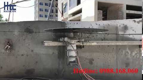 Cắt ram dốc  đường xuống hầm - Công ty TNHH Kỹ thuật Xây dựng Hatacon (0988.168.060)