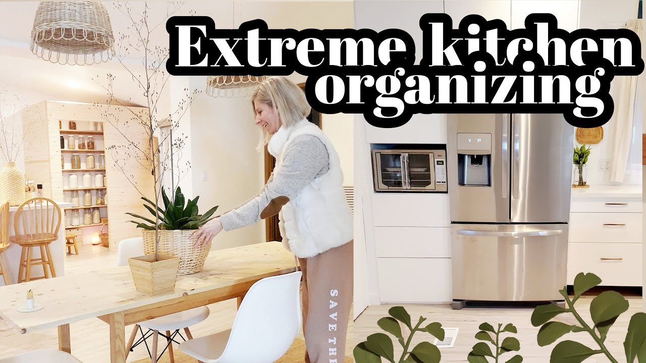 EXTREME ORGANIZING DECLUTTERING AND CLEANING the whole kitchen/KITCHEN TOUR