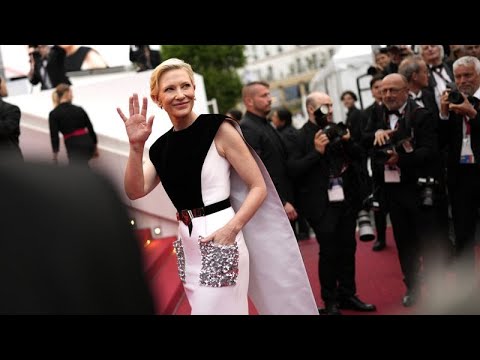 Videó: Cate Blanchett az új kislányával van elfoglalva