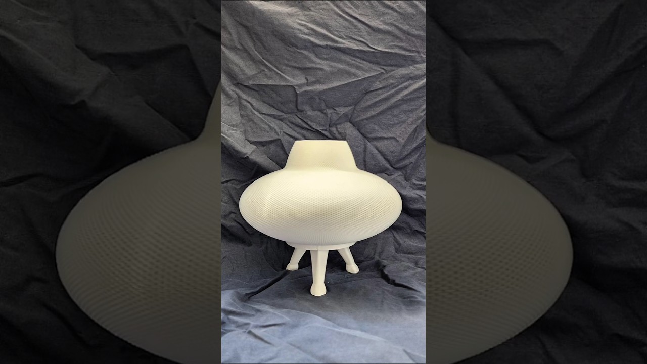 The Magic of Creation: 3D Printing & Assembly of the Custom Color UFO Lamp! ✨