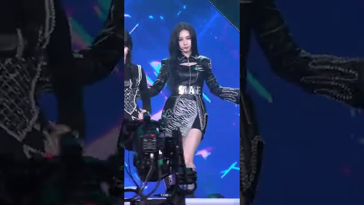 [AAA 2021] 에스파 카리나 직캠 'Intro+Next Level' (aespa Karina Fancam) @Asia Artist Awards 2021 (211202)