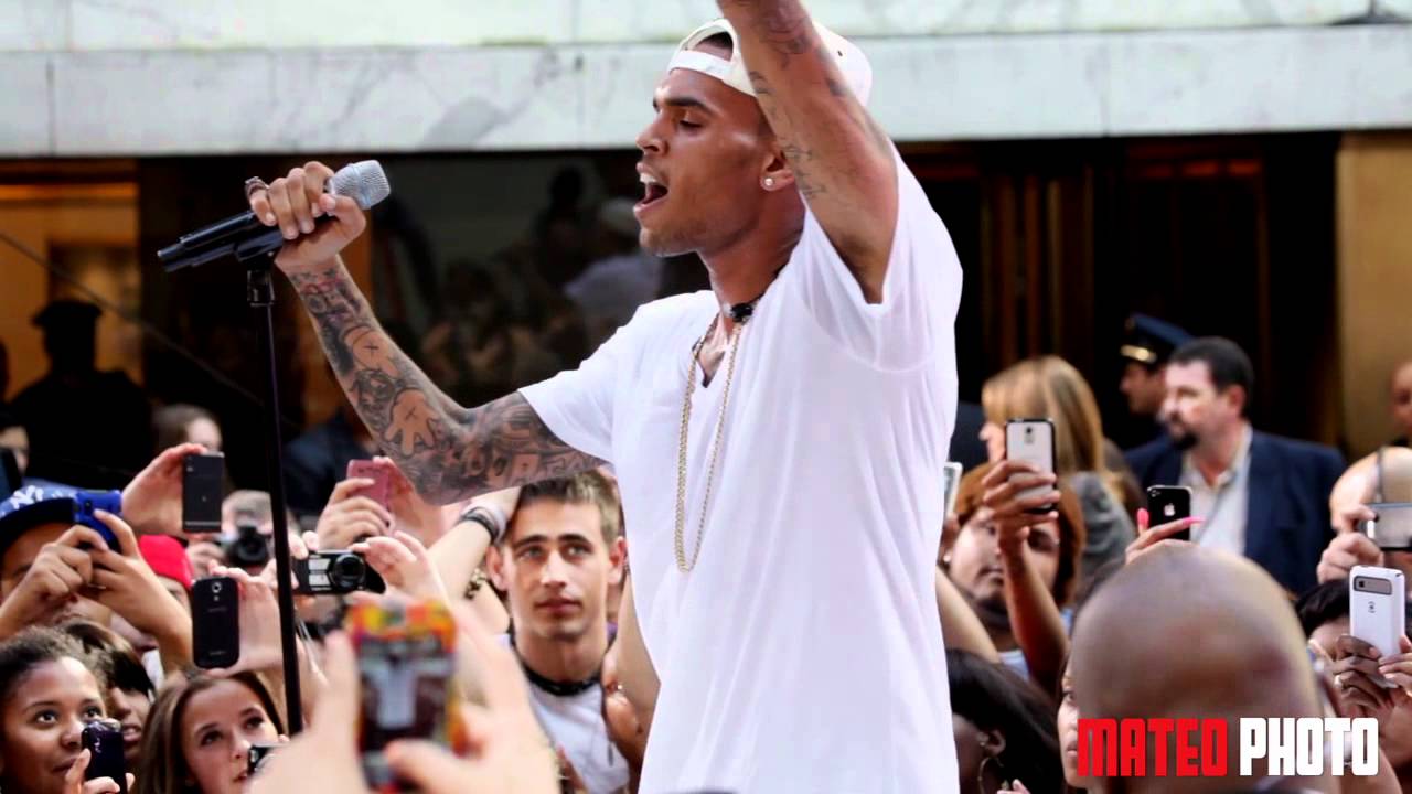 Chris Brown - Don't Wake Me Up