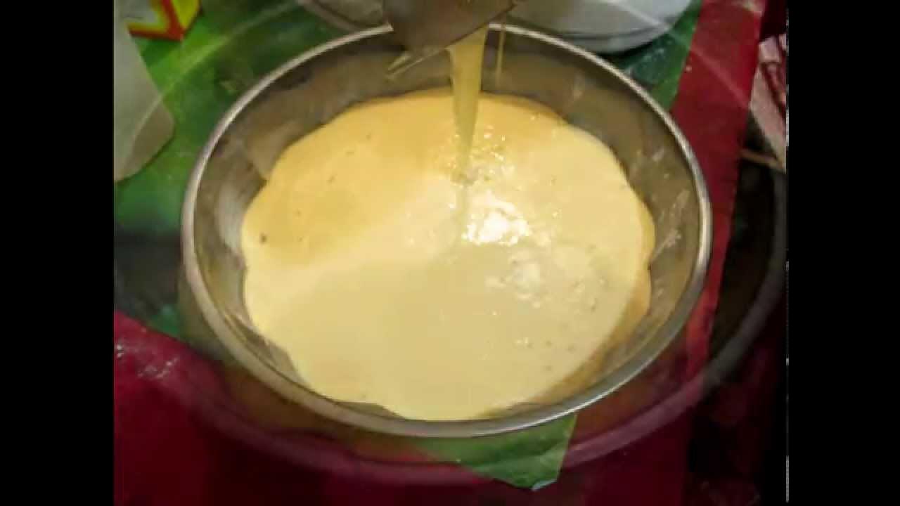 Пирог с вареньем. Пирог молоко дрожжи варенье. Пирог с вареньем. Вишневая шарлотка. Выпечка.