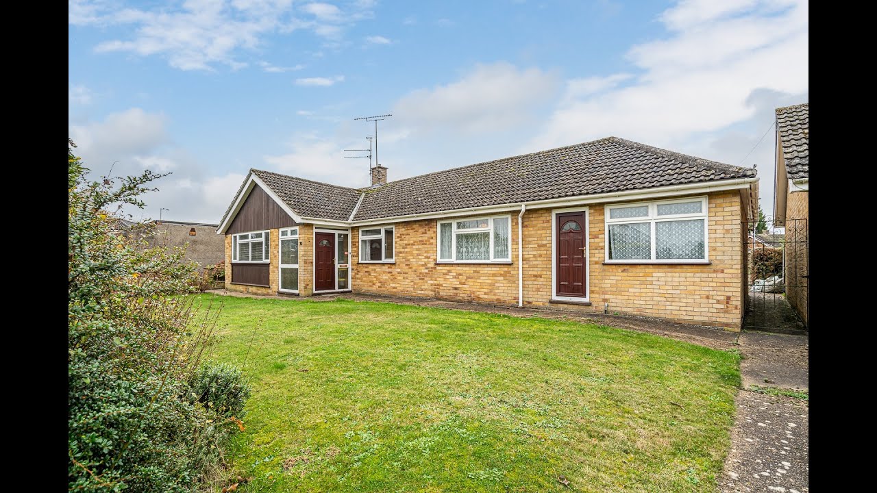 Detached three bedroom bungalow situated in Swaffham for sale with