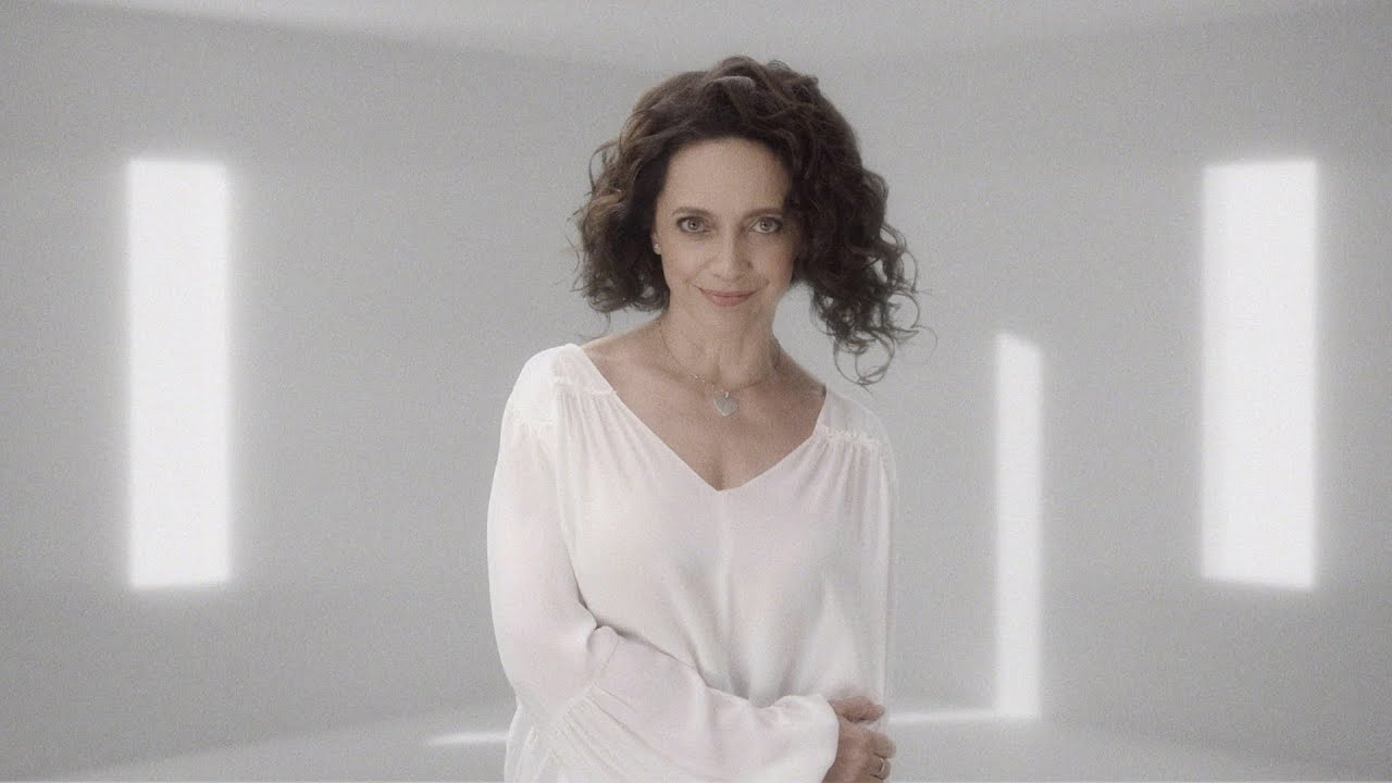 Lucie Bílá - O lásce (oficiální video)