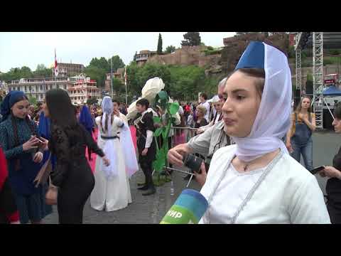 საქართველოს ეროვნული სამოსის დღე:  გვილოცავს სალომე ბერუაშვილი