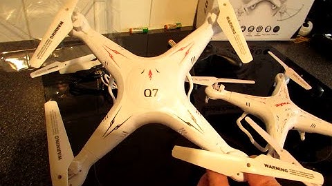 FY326 Q7 Quadcopter, Cheap Syma X5C Clone - Unboxing & Demo